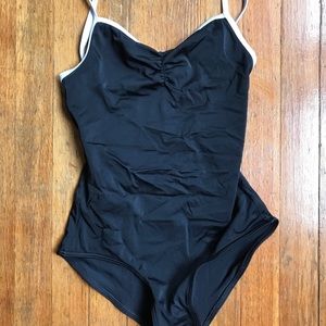 DO NOT BUY Daniela Yumiko size small